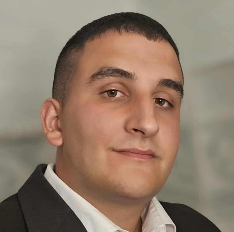 СТОЯН РОВАЦОС: ВРЕМЕ Е ЗА МЛАДИТЕ. ВРЕМЕ Е ЗА ПРЕЗИДЕНТСКА РЕПУБЛИКА