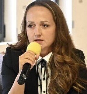 ИНА ВЕСКОВА: Ние не търсим следващите „нови лица“, а търсим работещ модел за България